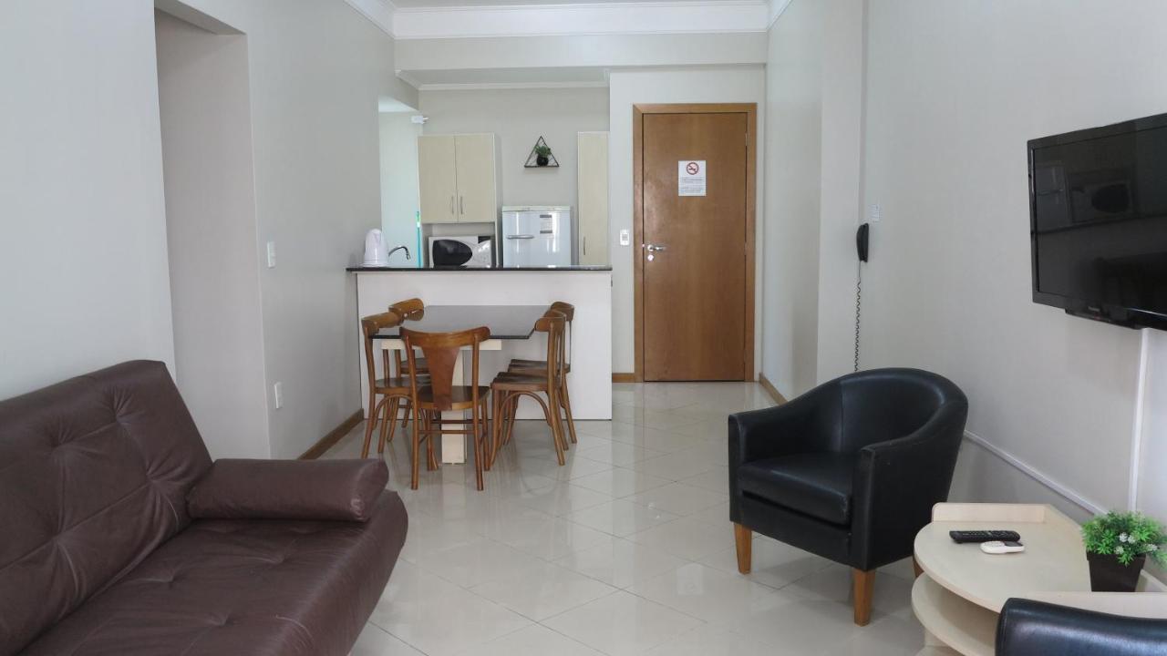 Apartamento - Quartos, E Por Temporada No Centro De Bc