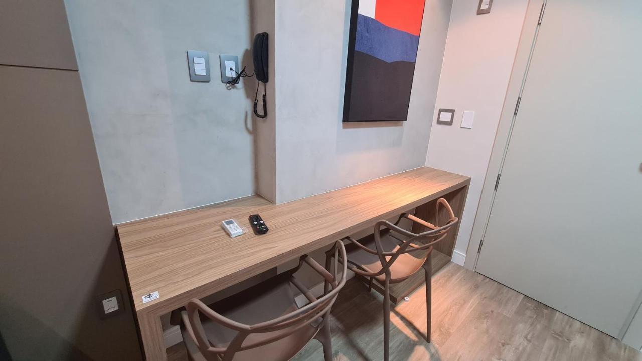 - Quartos, E Por Temporada No Centro De Bc *