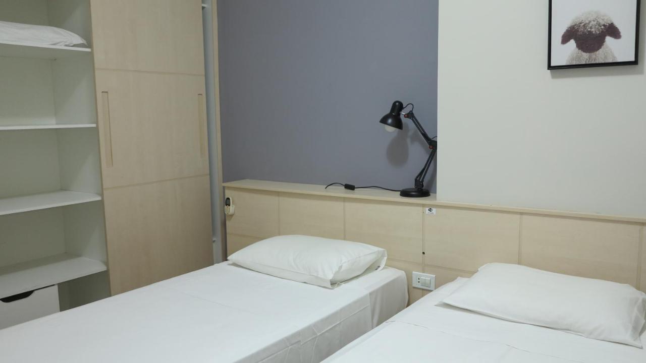 - Quartos, E Por Temporada No Centro De Bc * Balneário Camboriú