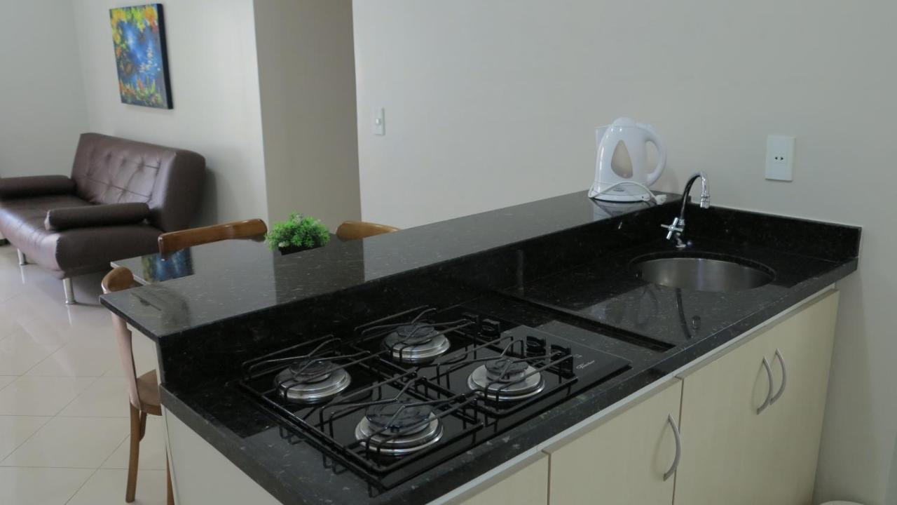 Apartamento - Quartos, E Por Temporada No Centro De Bc Balneário Camboriú