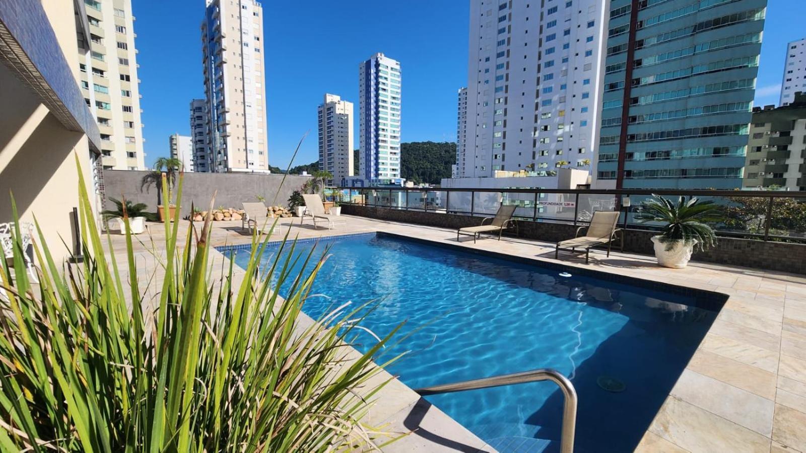 - Quartos, E Por Temporada No Centro De Bc Apartamento *