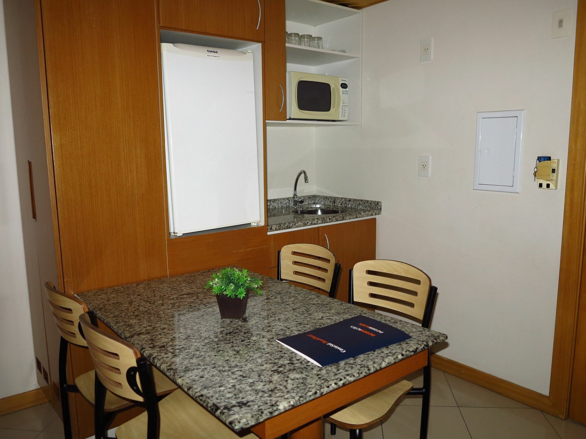 Apartamento - Quartos, E Por Temporada No Centro De Bc *